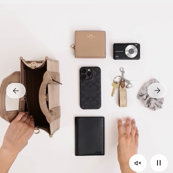 NEW Coach Smith Tote Bag 24 - Picture 6 of 12